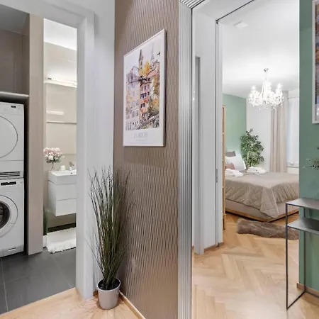 Central Ac Terrace Freeparking Apartman *